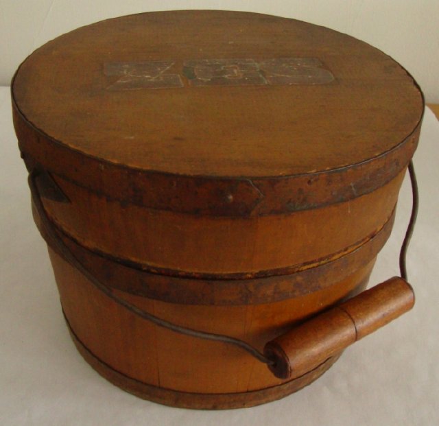 Lidded pail owned by Enfield Shaker Sister Zelinda Smith.